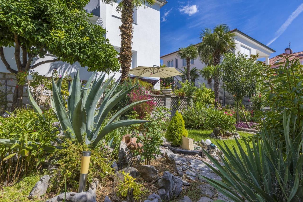 Zupan Apartment Crikvenica Exterior photo