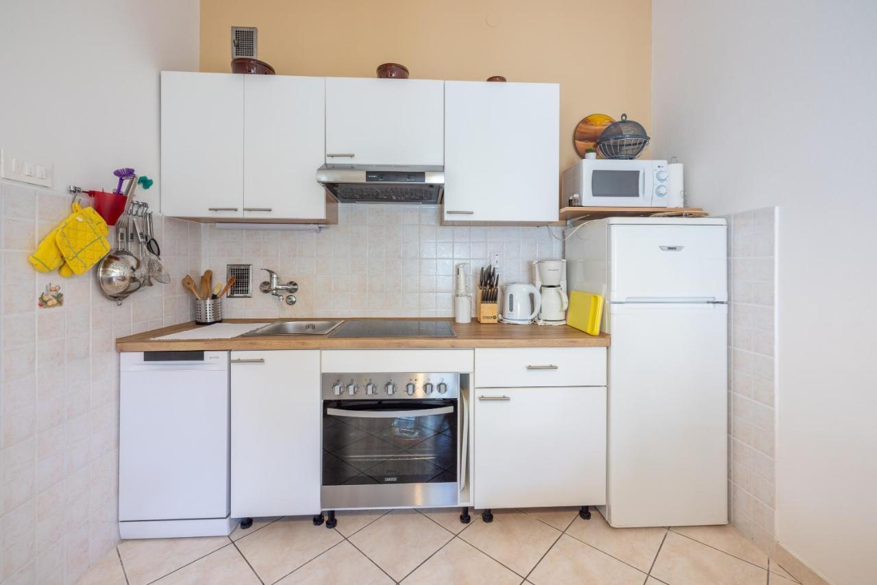 Zupan Apartment Crikvenica Exterior photo